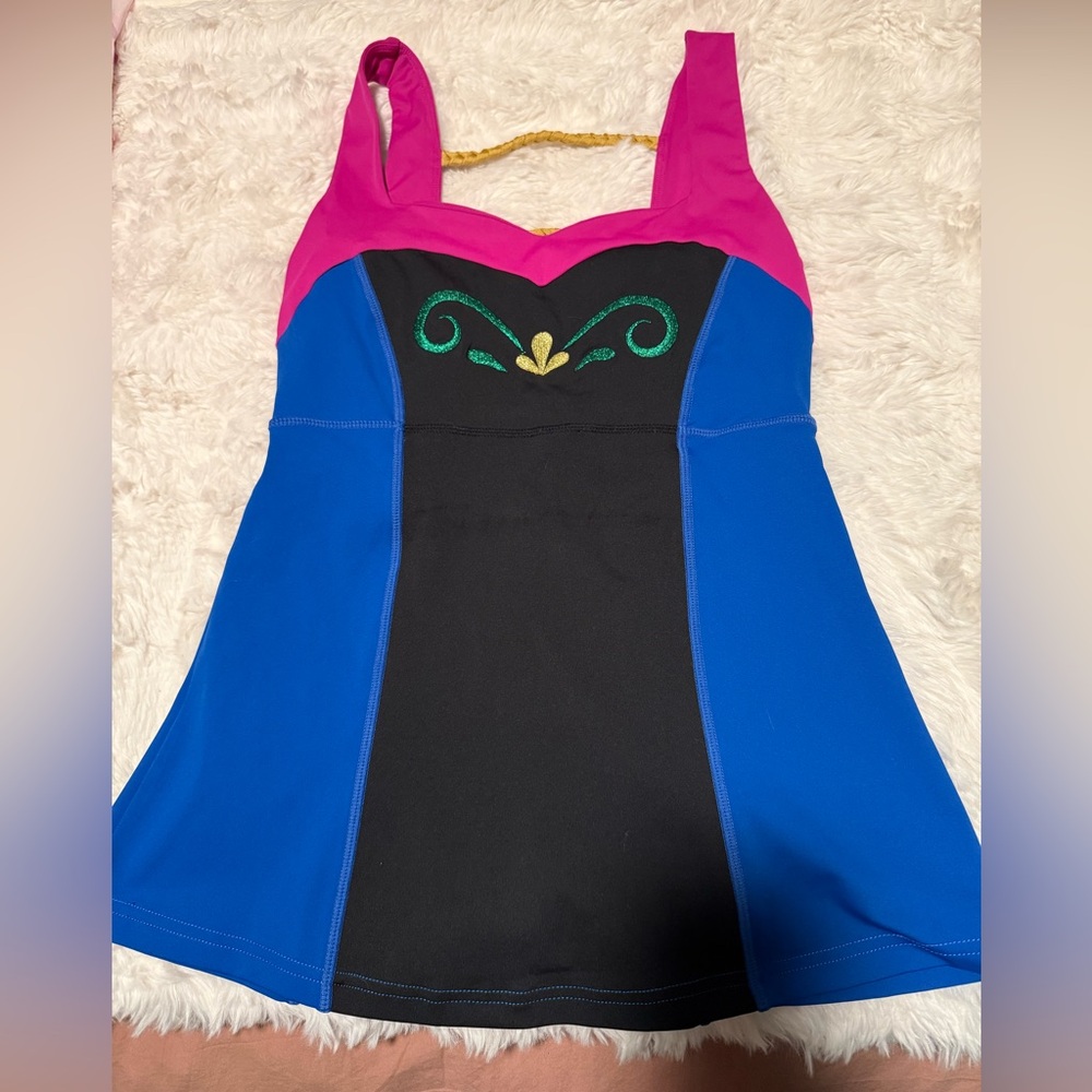 Crowned Athletics Snow Sister Running Tank Top